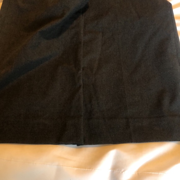 Women’s size 10R Gap Maternity Demi Panel Pants - Picture 14 of 14